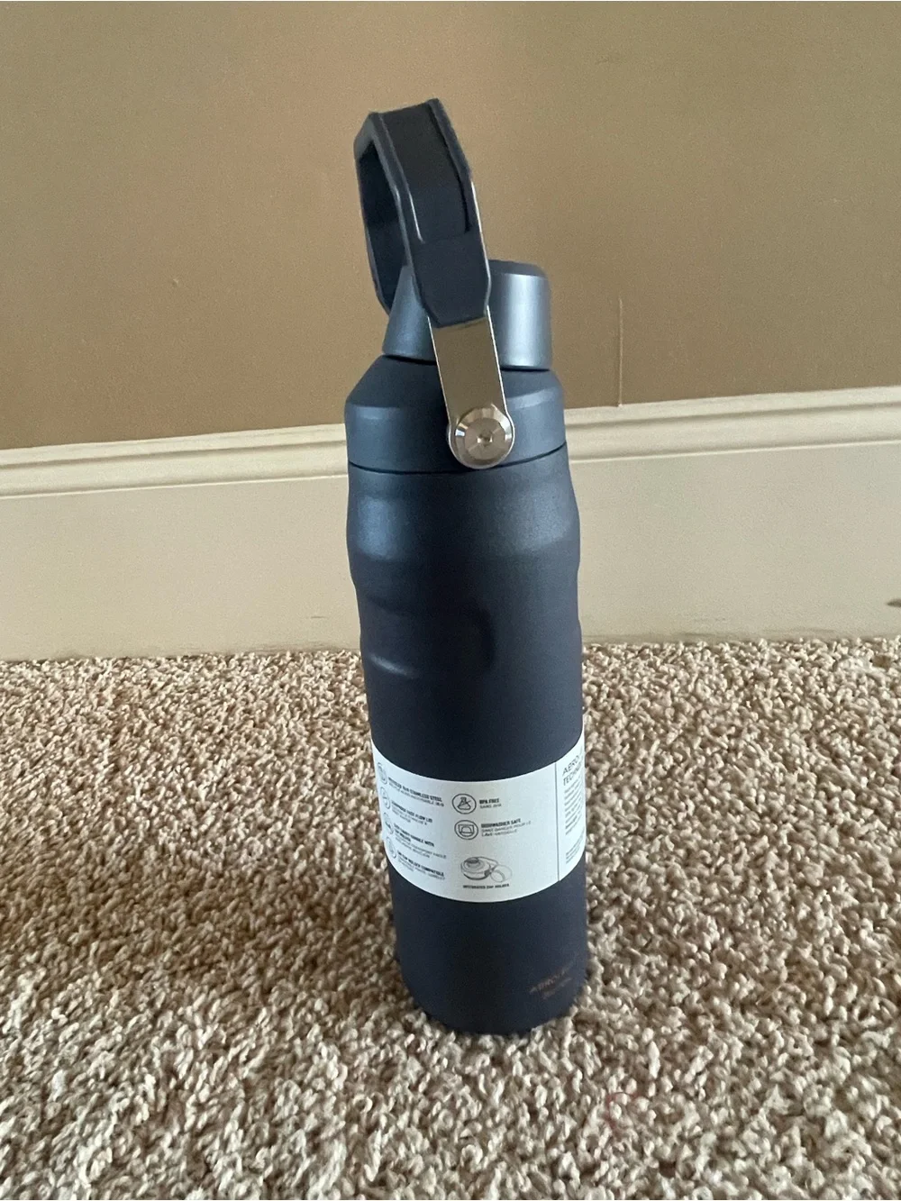 Stanley Black IceFlow Bottle with Carry Handle - Picture 3 of 5